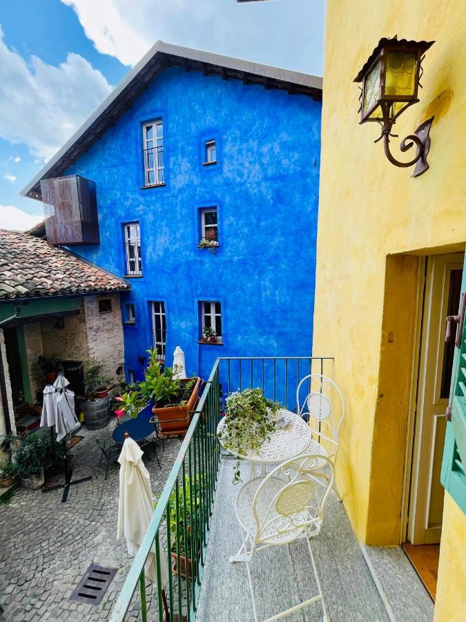 La Gialla Di Via Silvano 12 Monforte dʼAlba Екстериор снимка