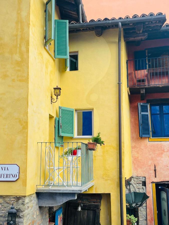 La Gialla Di Via Silvano 12 Monforte dʼAlba Екстериор снимка